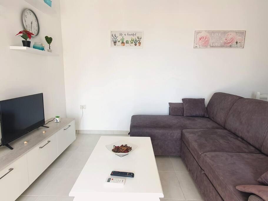 Apartament Ares 2 / Summer Close To The