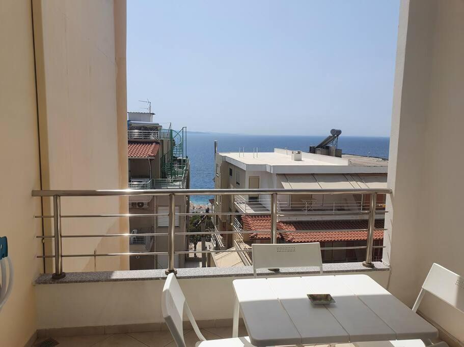 Ares 2 / Summer Close To The Apartamento *